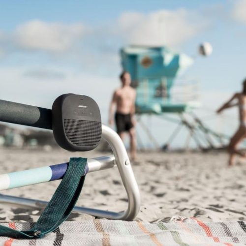 Alternative view of Bose SoundLink Micro: Bí quyết tận hưởng âm nhạc sống động ngay trong lòng bàn tay